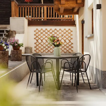 Bonvivar - Mountain Guesthouse Livigno Exterior photo