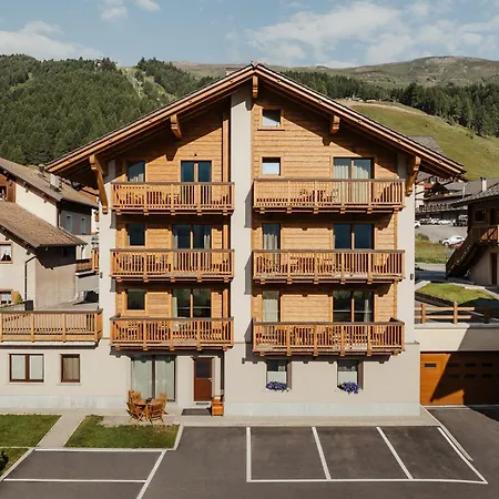 Bonvivar - Mountain Guesthouse Livigno Exterior photo
